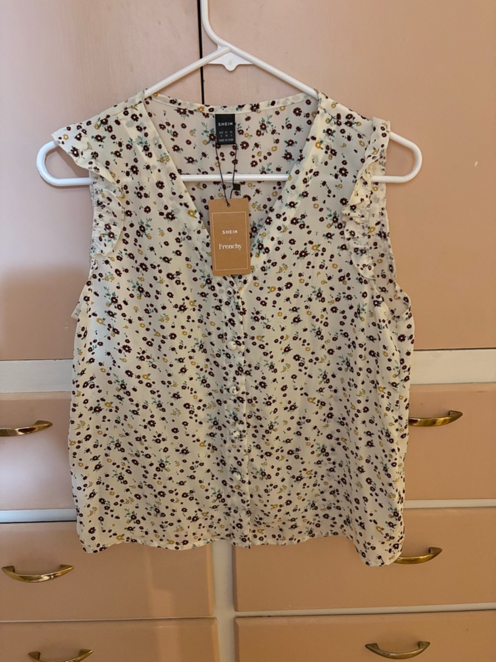 NWT SHEIN Cream Floral Ruffle-Trim Button-Front Camisole Top